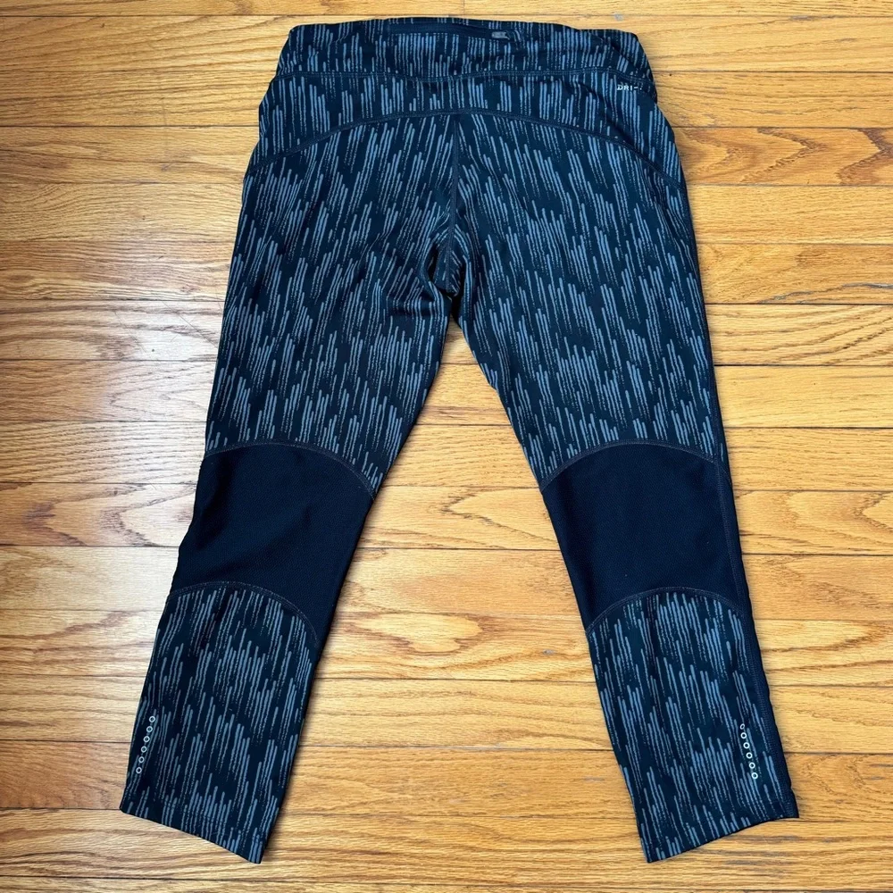 Nike‎ DRY-FIT  Cropped Leggings Flex 3.0 Capri Black Womens Size M